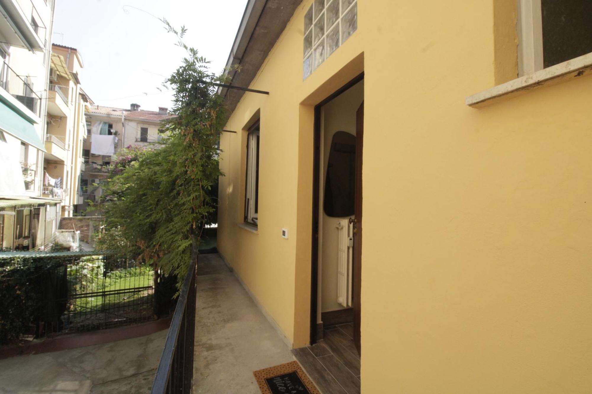 Elegante Suite Con Giardino In Centro Storico Pavia Eksteriør billede