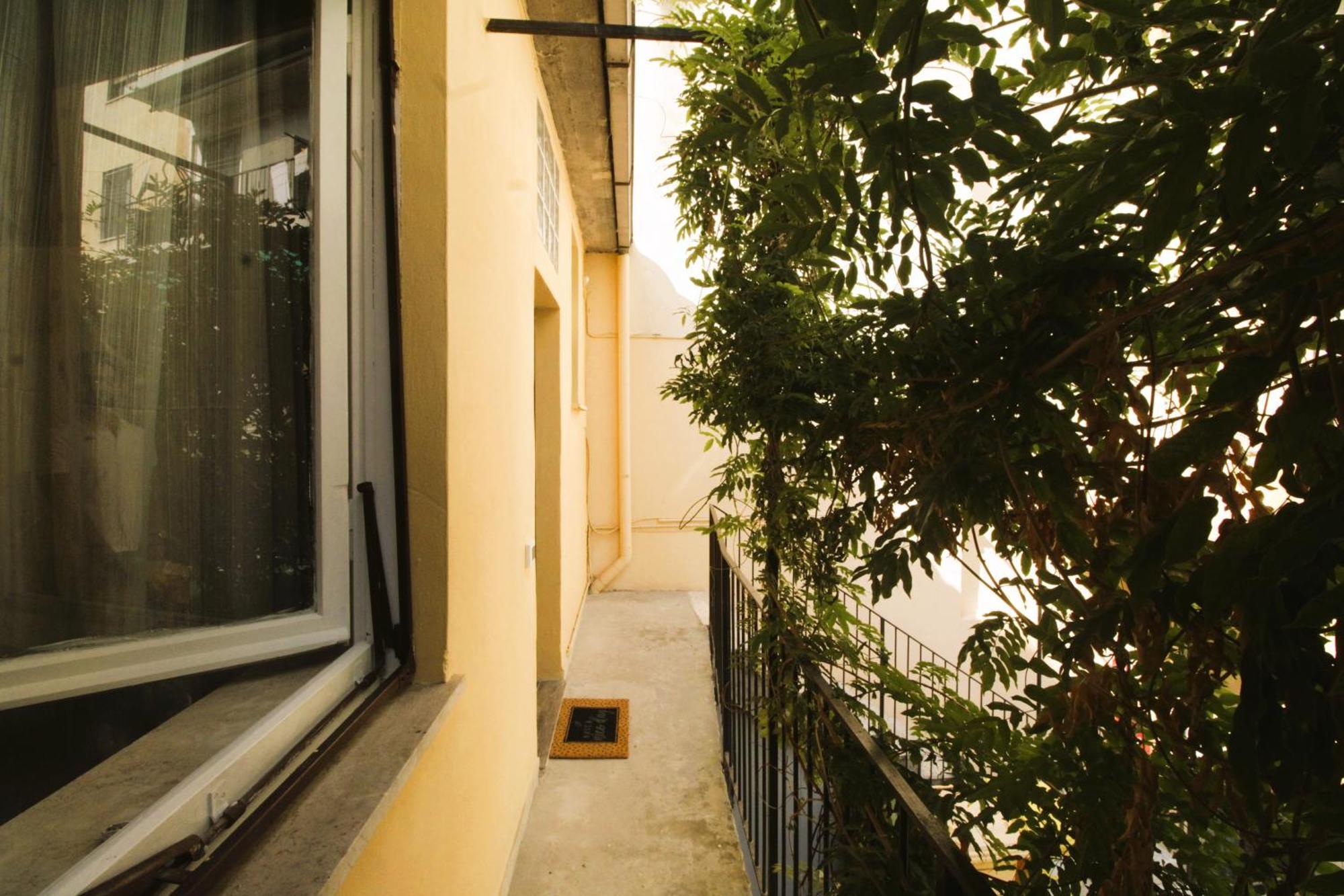 Elegante Suite Con Giardino In Centro Storico Pavia Eksteriør billede