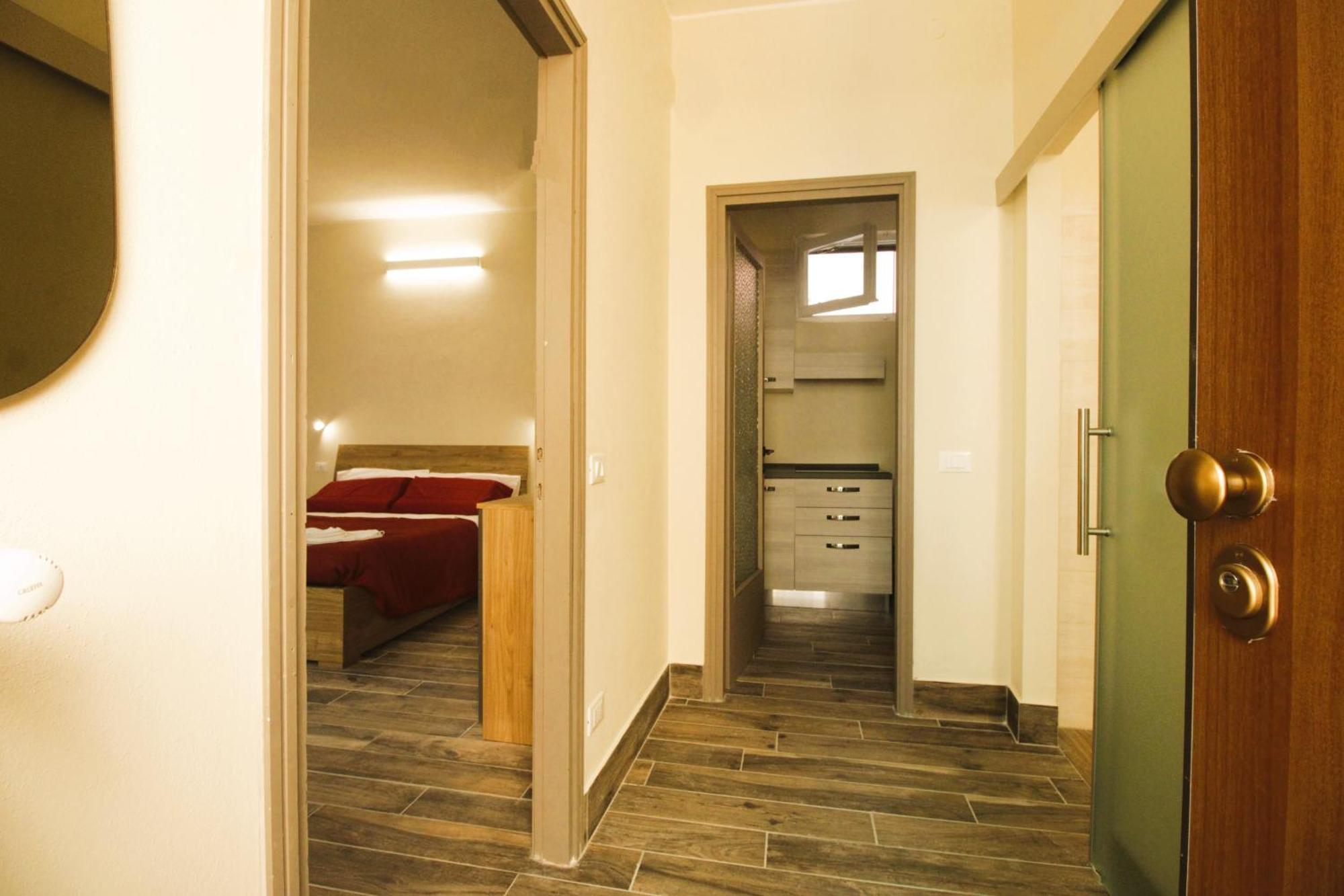 Elegante Suite Con Giardino In Centro Storico Pavia Eksteriør billede